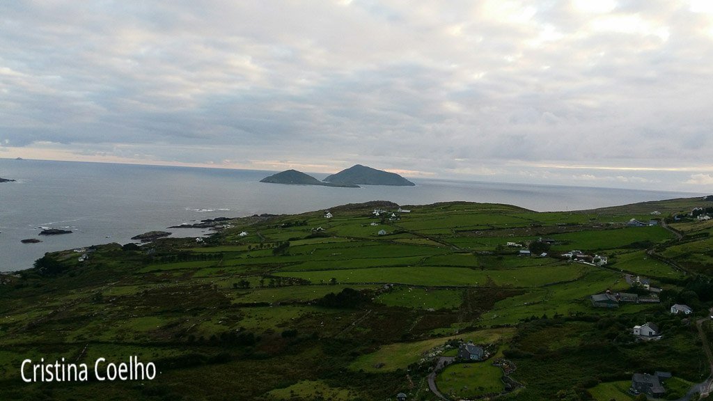 Ring og Kerry - Bealtra, vista sobre a Deenish e Scariff Island