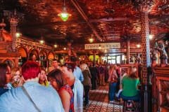 Detalhes do The Crown Bar