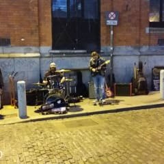 Temple Bar, as despedidas e um pouco de música ao vivo na praça.