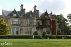 Muckross House uma manção desenhada pelo arquitecto escocês William Burn.