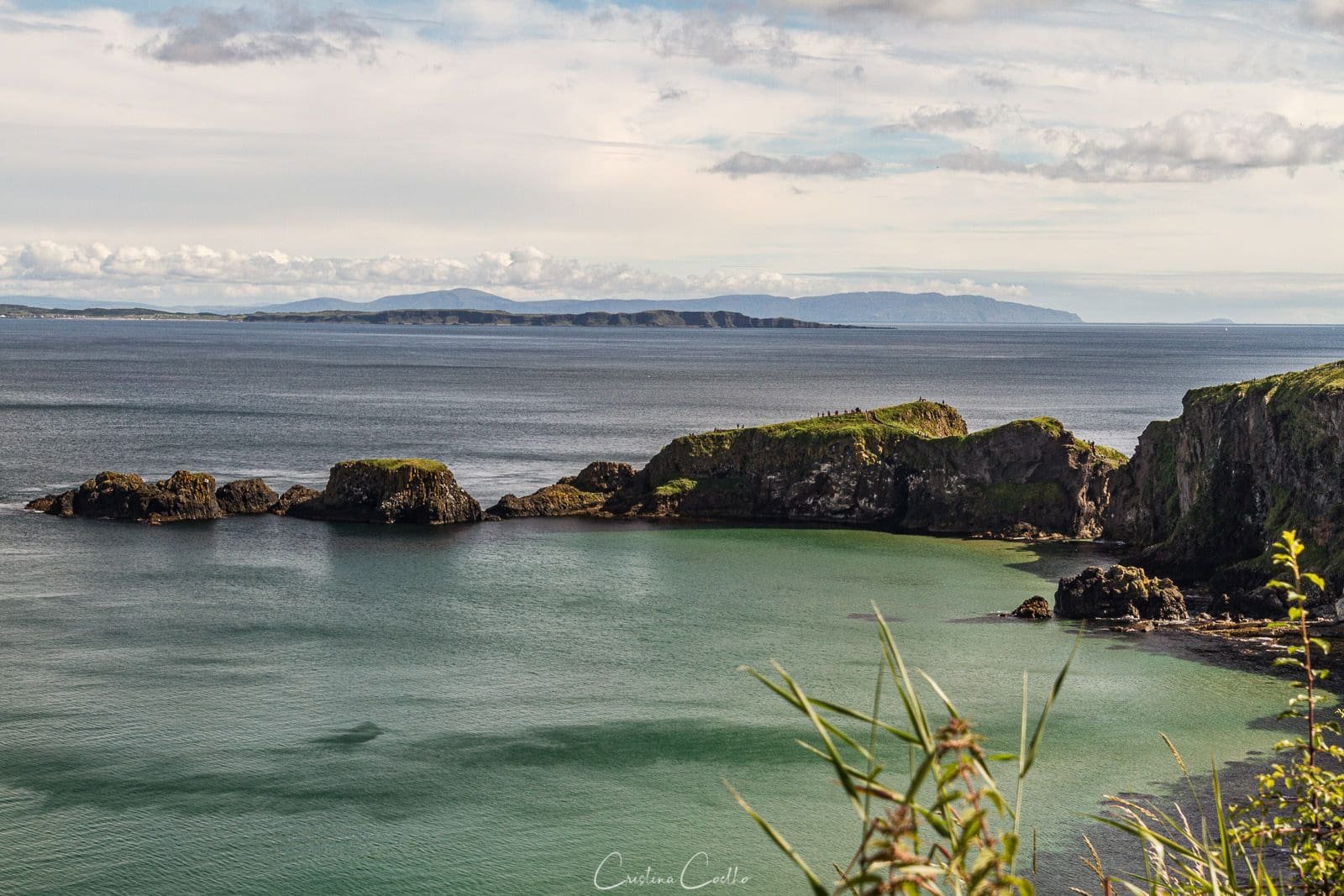Carrick-a-rede rope bridge Carrick-a-rede rope bridge