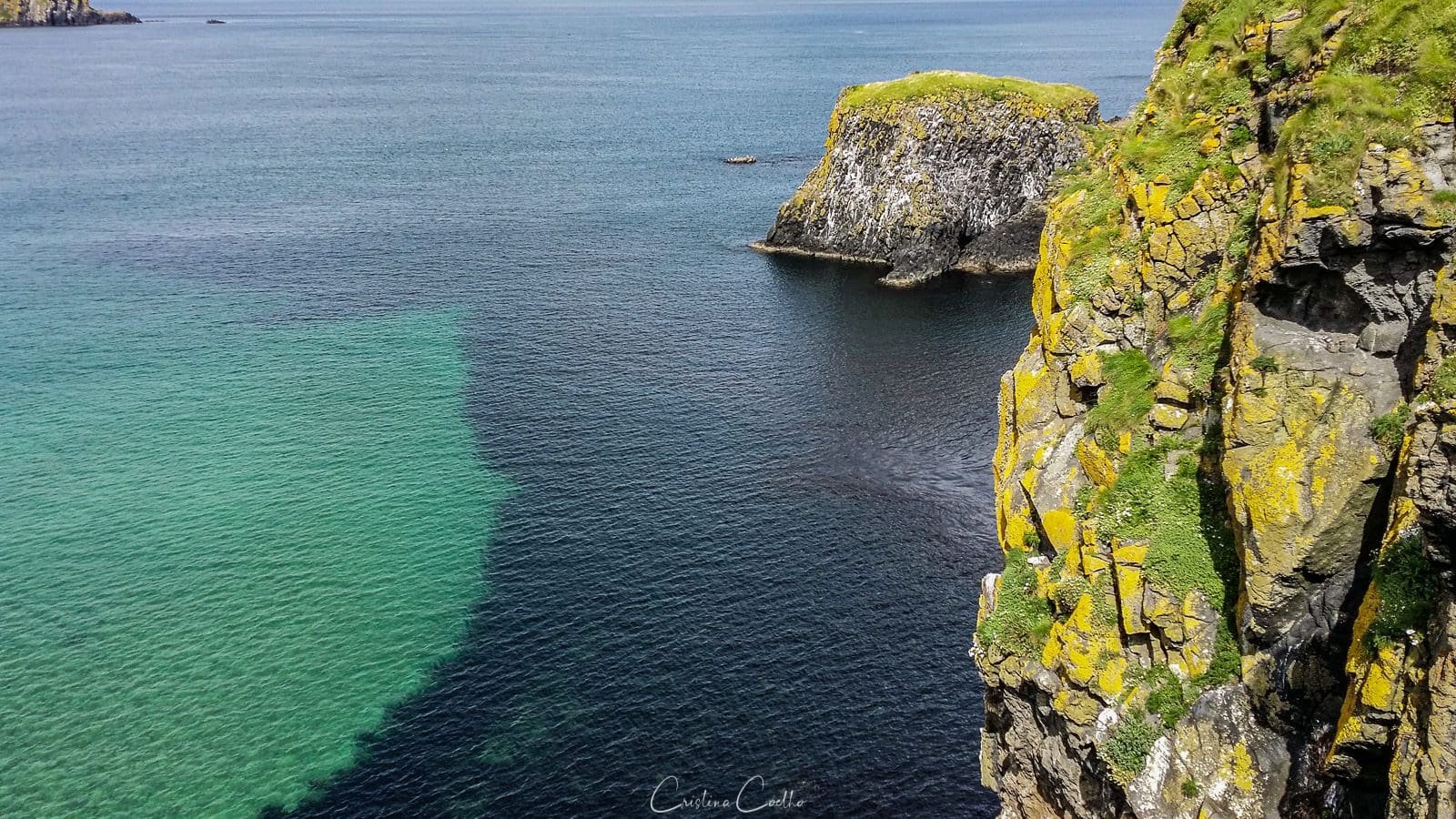 Carrick-a-rede rope bridge Carrick-a-rede rope bridge